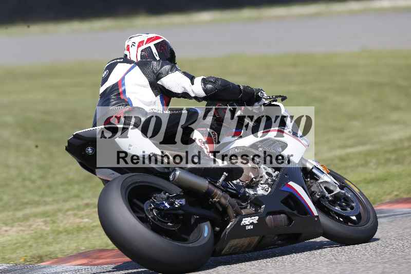 Archiv-2025/44 09.08.2025 Plüss Moto Sport ADR/Freies Fahren/backside